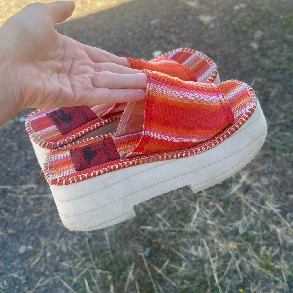 Vintage 90s Rocket Dog Platform Sandals